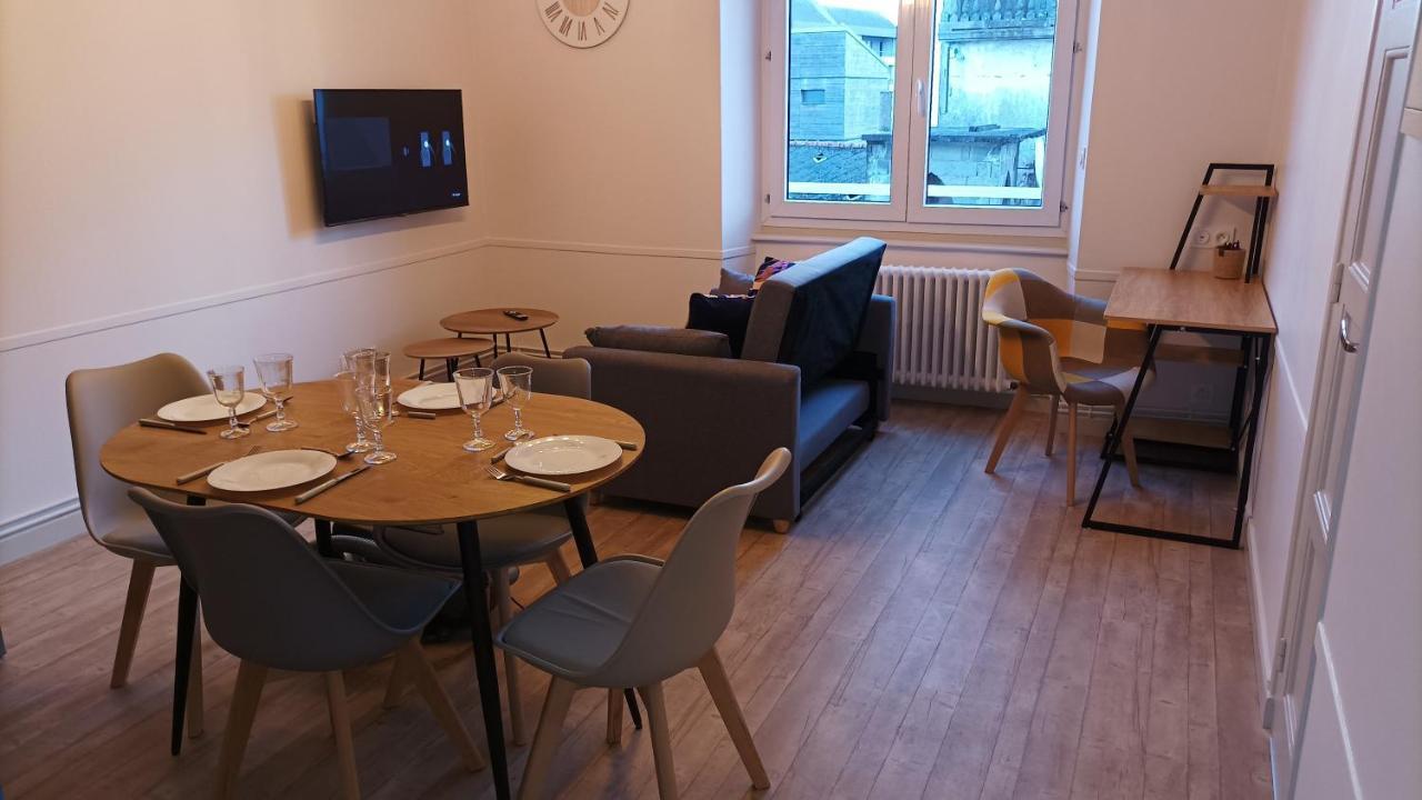 Loudeac : Appartement T2 Chaleureux Centre Ville Eksteriør bilde