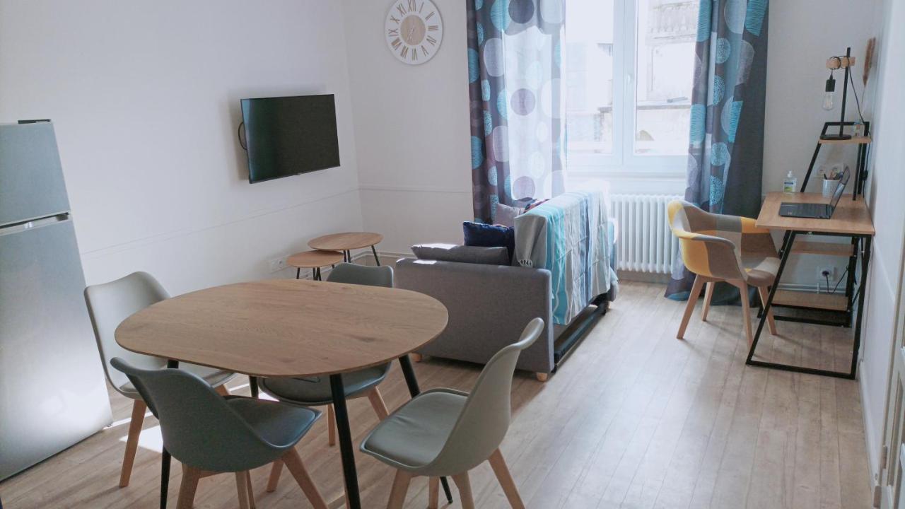 Loudeac : Appartement T2 Chaleureux Centre Ville Eksteriør bilde